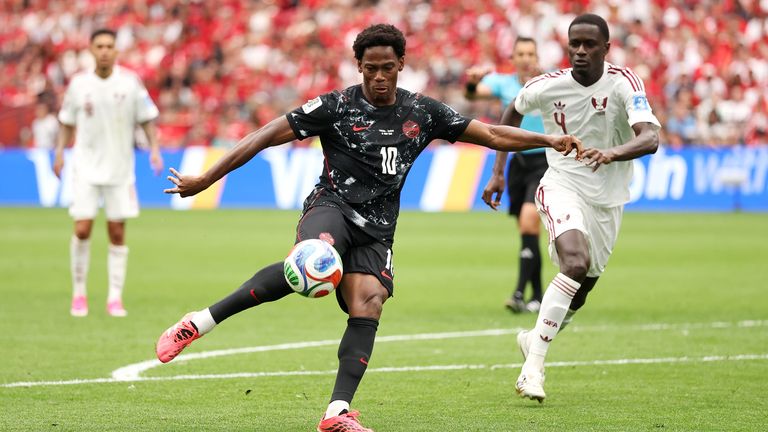2026年世界杯:加拿大6-0卡塔尔 - 乔纳森·大卫上演帽子戏法,伊斯梅尔·科内遭遇重伤